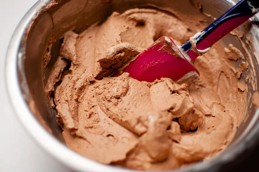 Avoiding Cake Disasters: Understanding the Causes of Cake Collapse